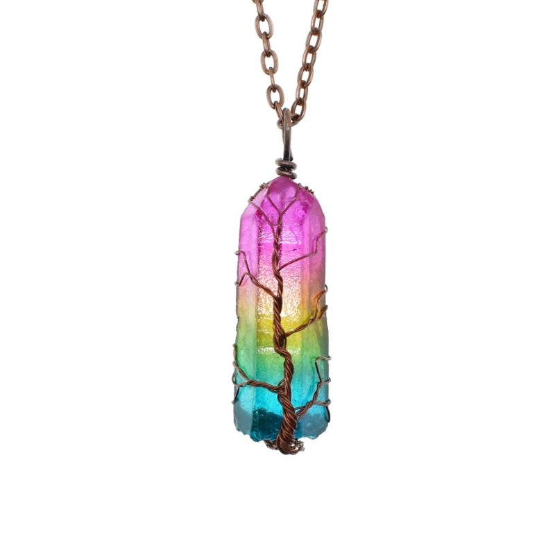 Ce pendentif Arbre de vie en cristal, Épuré et élégant, représente la force et la puissance de la vie avec sa forme en colonne de cristal.